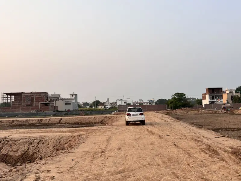 Approach road — The Ridge project collection